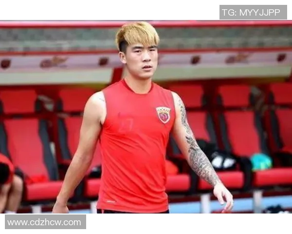 仿效石柯？上海海港铁卫李昂或将加盟山东泰山，自在身优势引重视